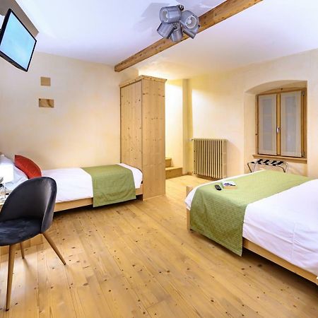 B&B Antica Residenza Centro Storico Tirano Bagian luar foto