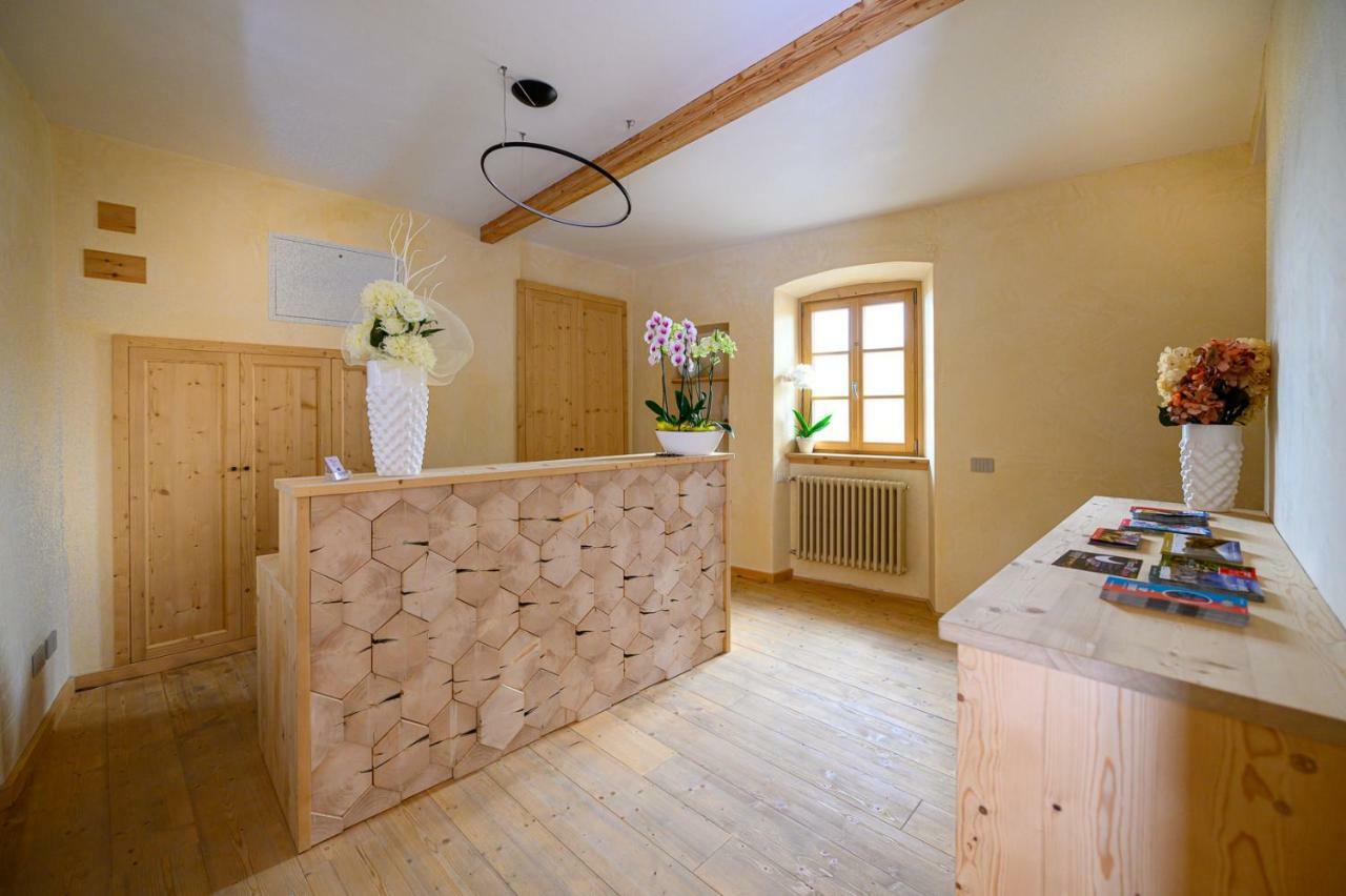 B&B Antica Residenza Centro Storico Tirano Bagian luar foto