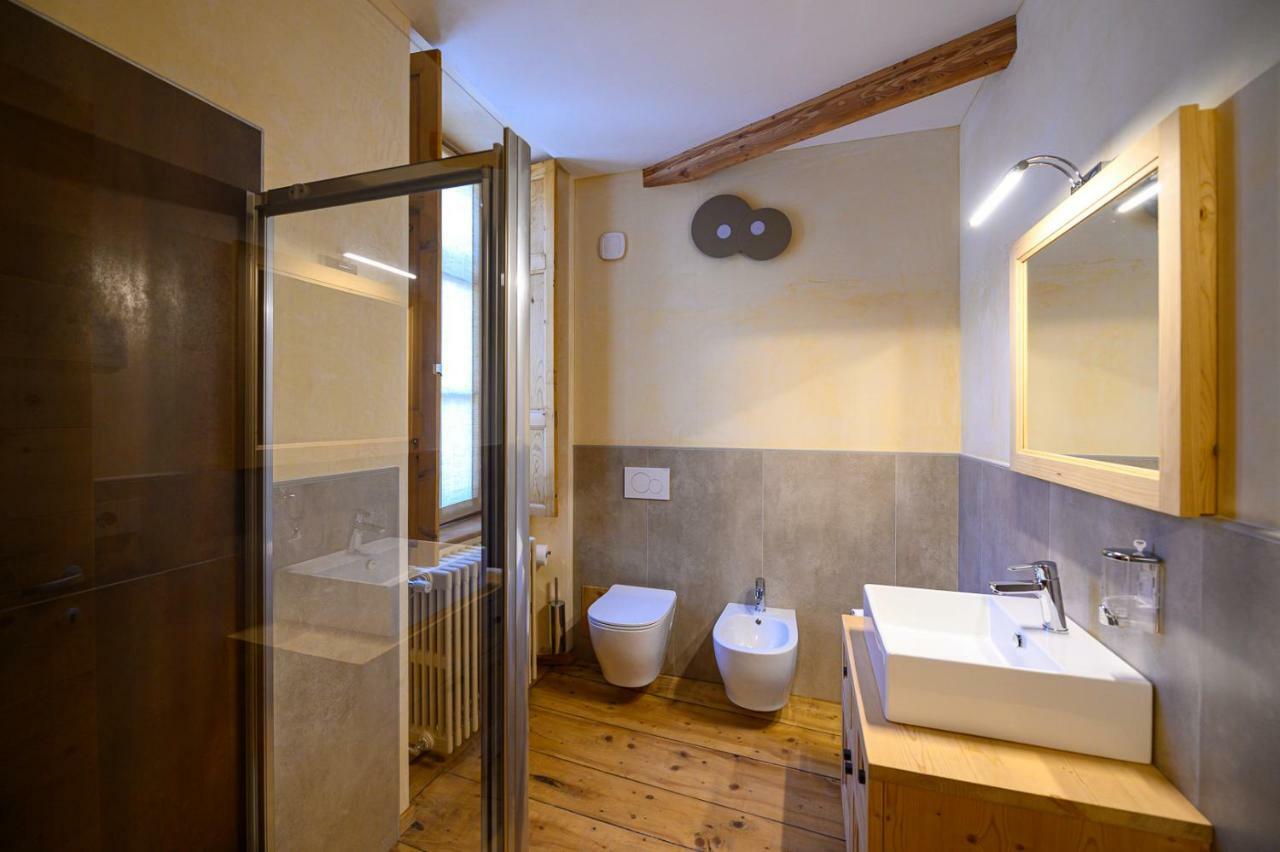 B&B Antica Residenza Centro Storico Tirano Bagian luar foto