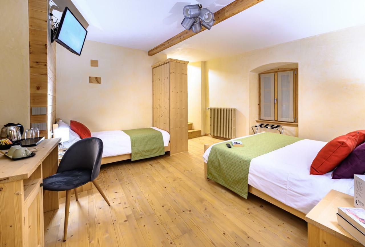 B&B Antica Residenza Centro Storico Tirano Bagian luar foto